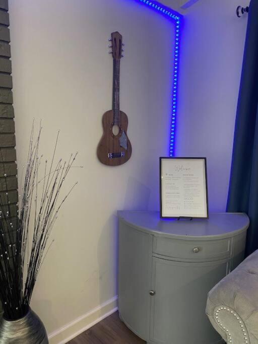 Large, Stunning Elvis Themed Condo,10 Min From Cvg Florence Esterno foto