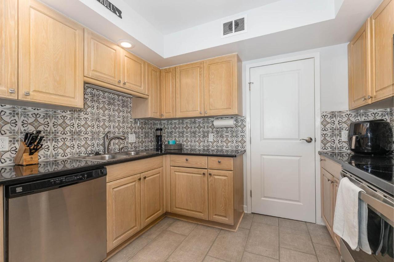 Large, Stunning Elvis Themed Condo,10 Min From Cvg Florence Esterno foto