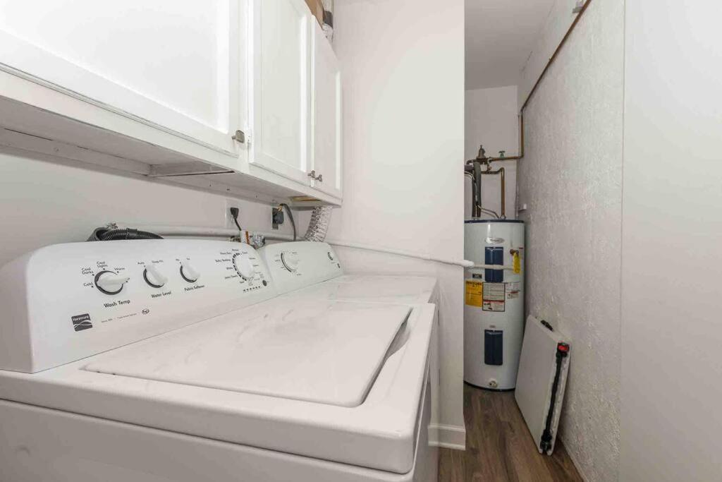 Large, Stunning Elvis Themed Condo,10 Min From Cvg Florence Esterno foto