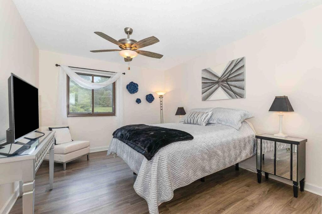 Large, Stunning Elvis Themed Condo,10 Min From Cvg Florence Esterno foto